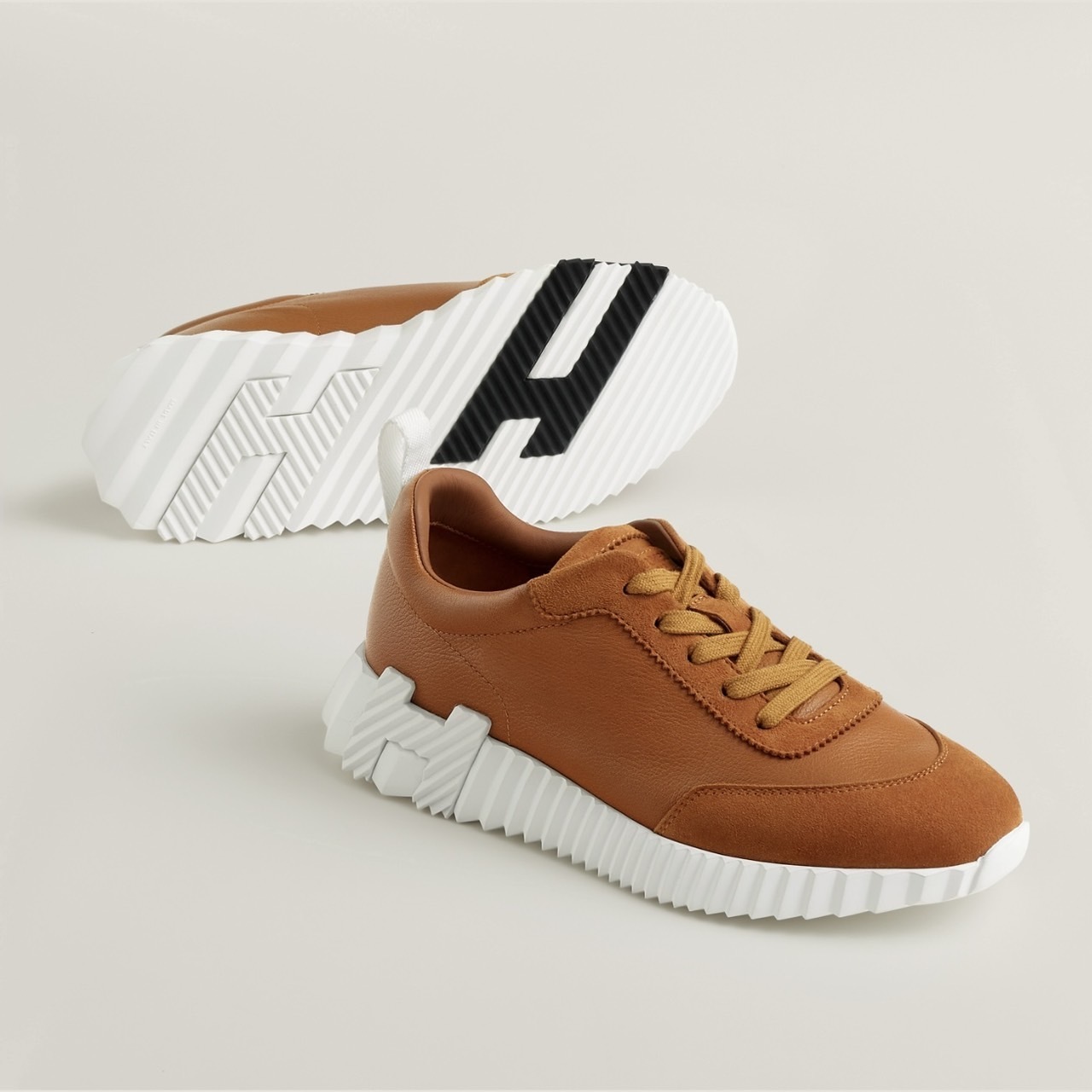 【スポーティ×上品】 HERMES スニーカー《バウンシング》