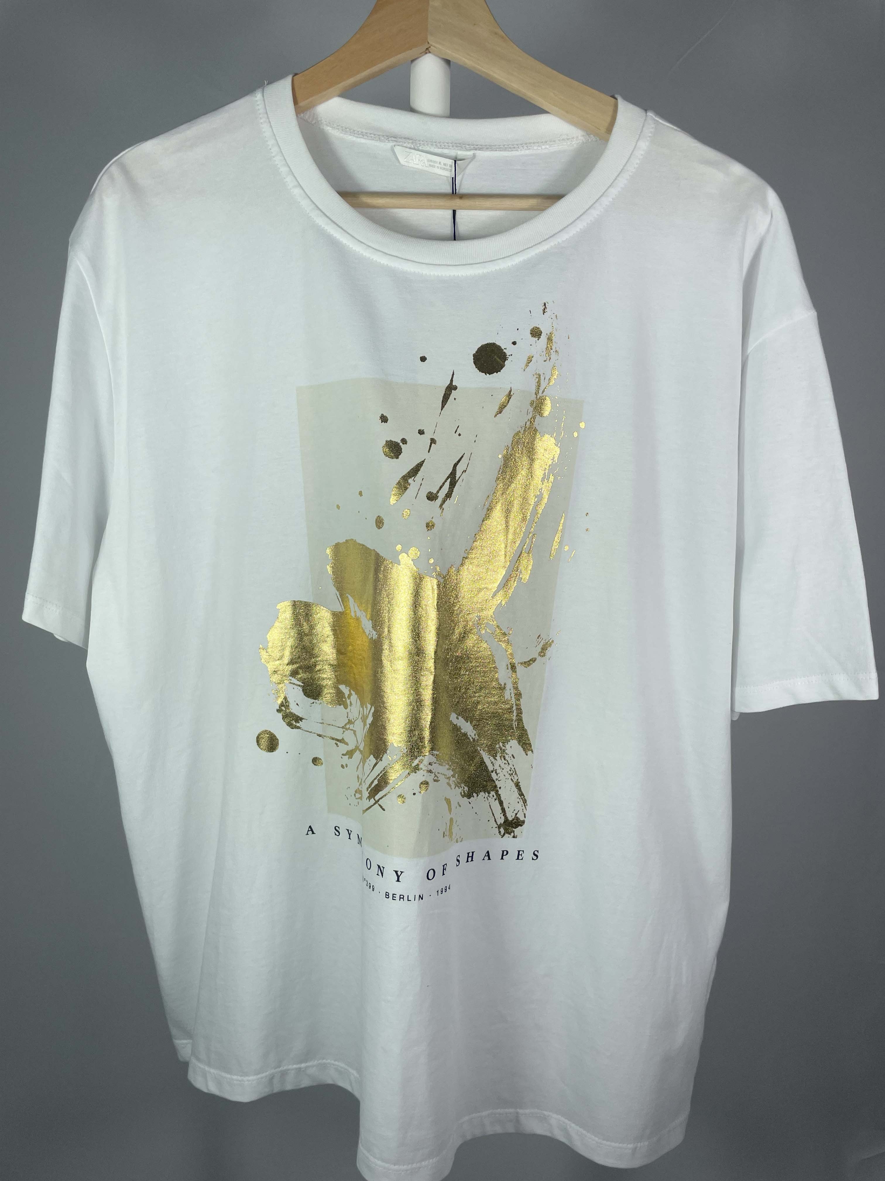 【ZARA】メタリックグラフィックTシャツ ゴールド 5644/184/303