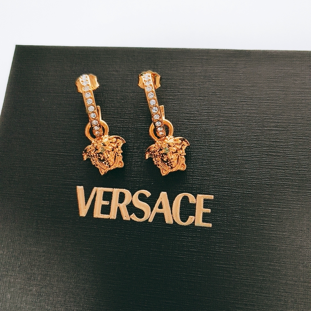 国内発送◆VERSACE◆クリスタル ラ メドゥーサ フープ ピアス