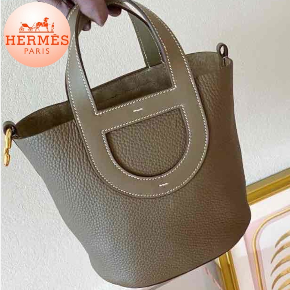 【ちょうどいいサイズ感で使いやすい】HERMES インザループ18