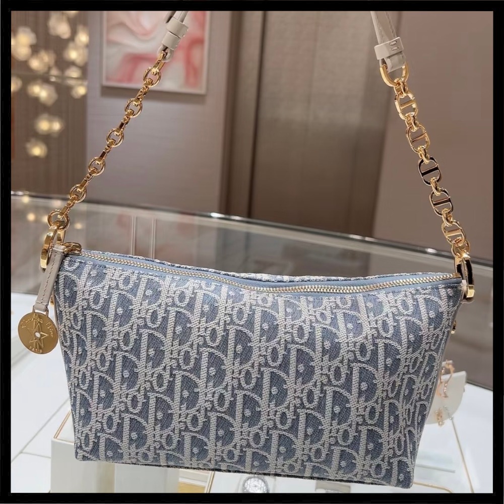 【軽くて使いやすい♪】Dior Diorstar ホーボーバッグ