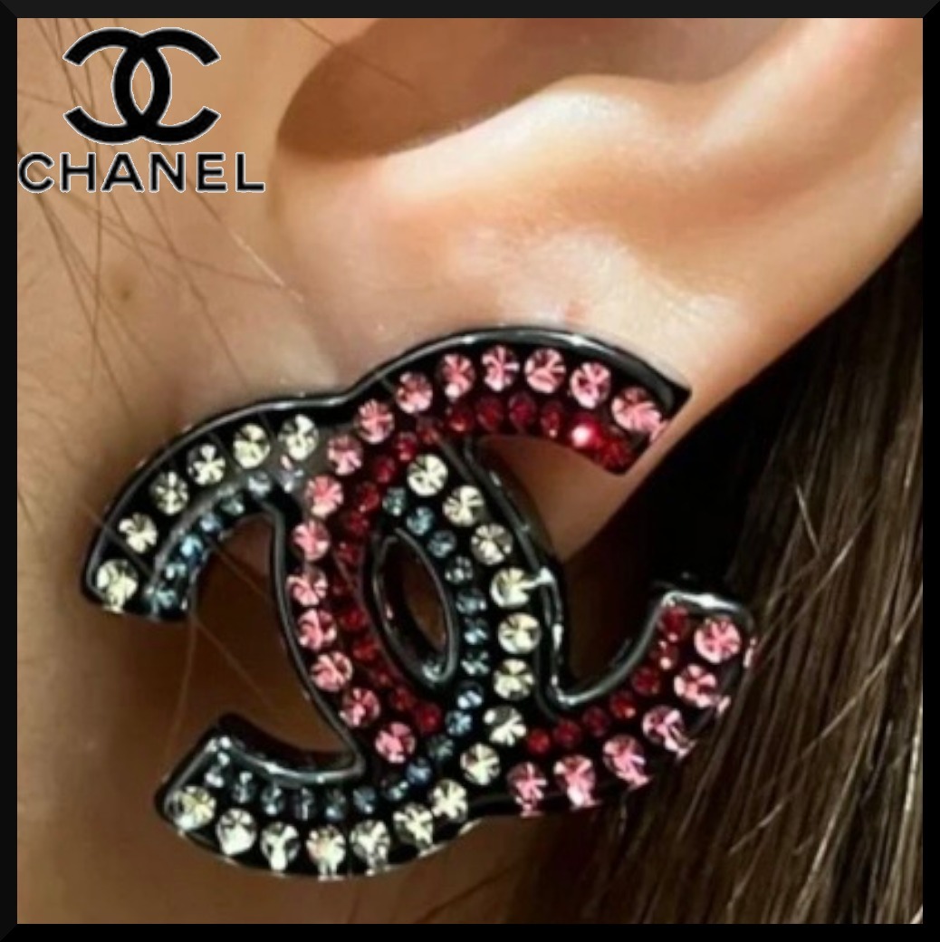 【ブラックベースがシック♪】CHANEL CCロゴ ピアス