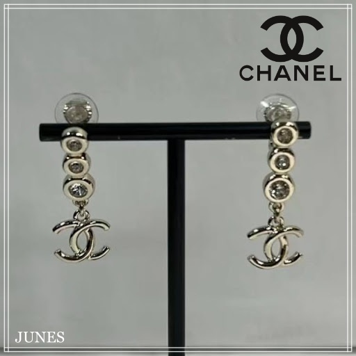 さりげなく揺れる♪【CHANEL】３連ストーン CCロゴ ピアス