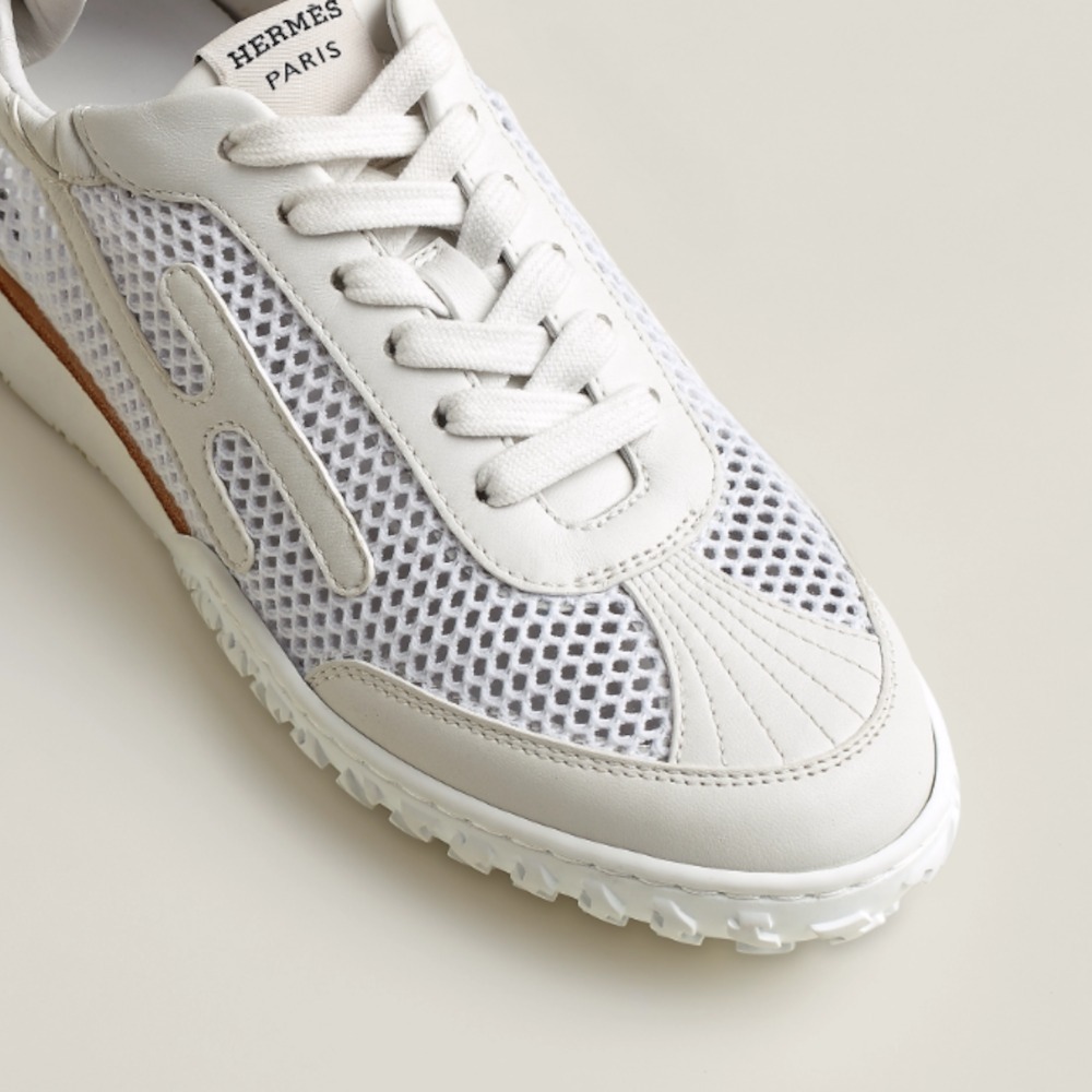 【メッシュ地が新鮮♪】 HERMES  スニーカー  《JET》