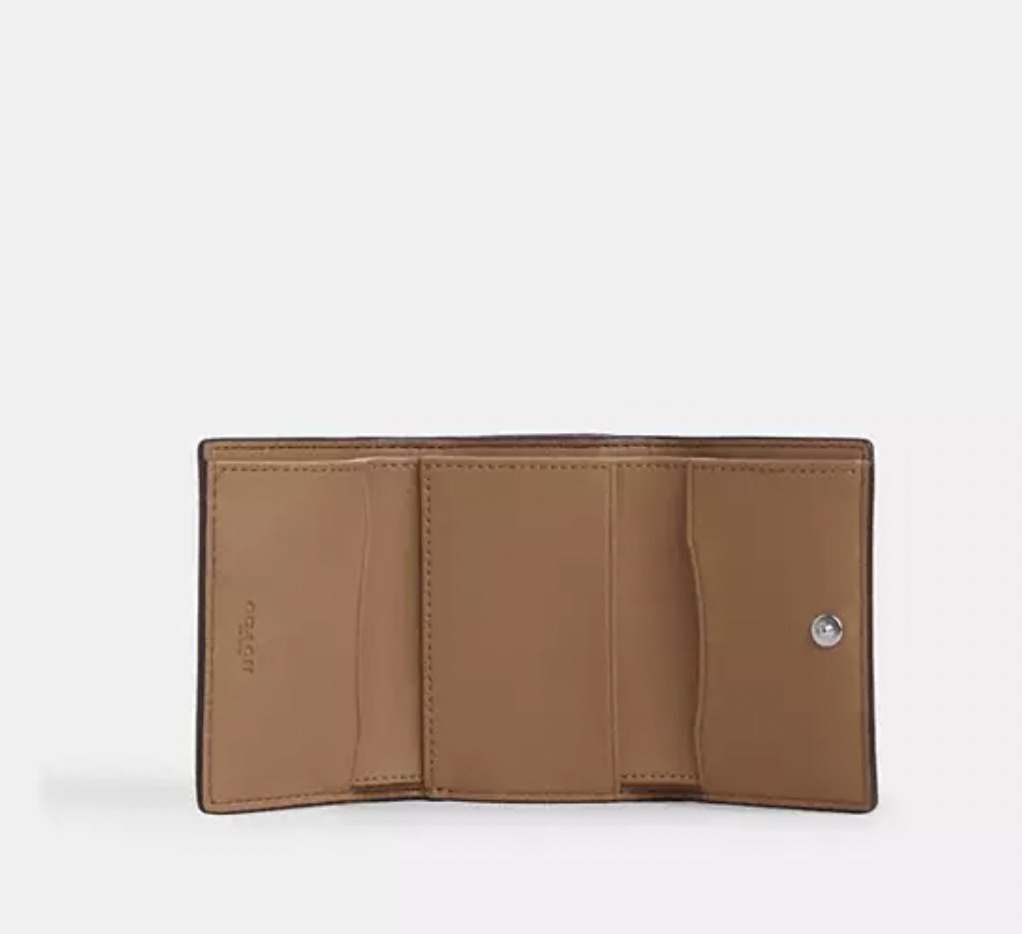 すぐに届く！\"COACH\"マイクロウォレットシグネチャーキャンバス