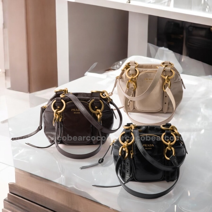 ☆PRADA☆プラダ ダングル レザー トップハンドル ミニバッグ