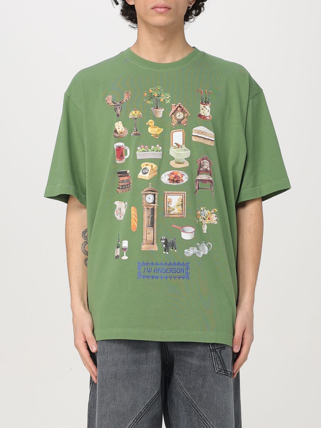 Tシャツ・カットソー JW ANDERSON Men T-shirt Green JT0273PG1551 560