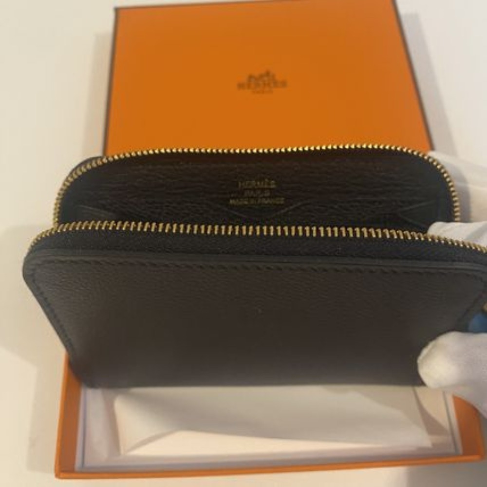 【希少】HERMES ジップアンゴー コンパクト《Noir×Gold 》