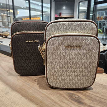 MICHAEL KORS｜JET SET TRAVEL クロスボディバッグ 35F1GTVC2B