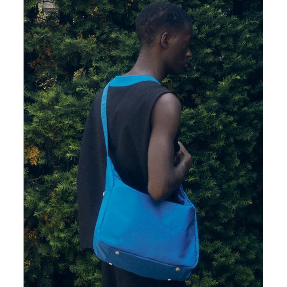 ☆HAH ARCHIVE☆ IL Edition Belted Arc Messenger Bag Blue S#a