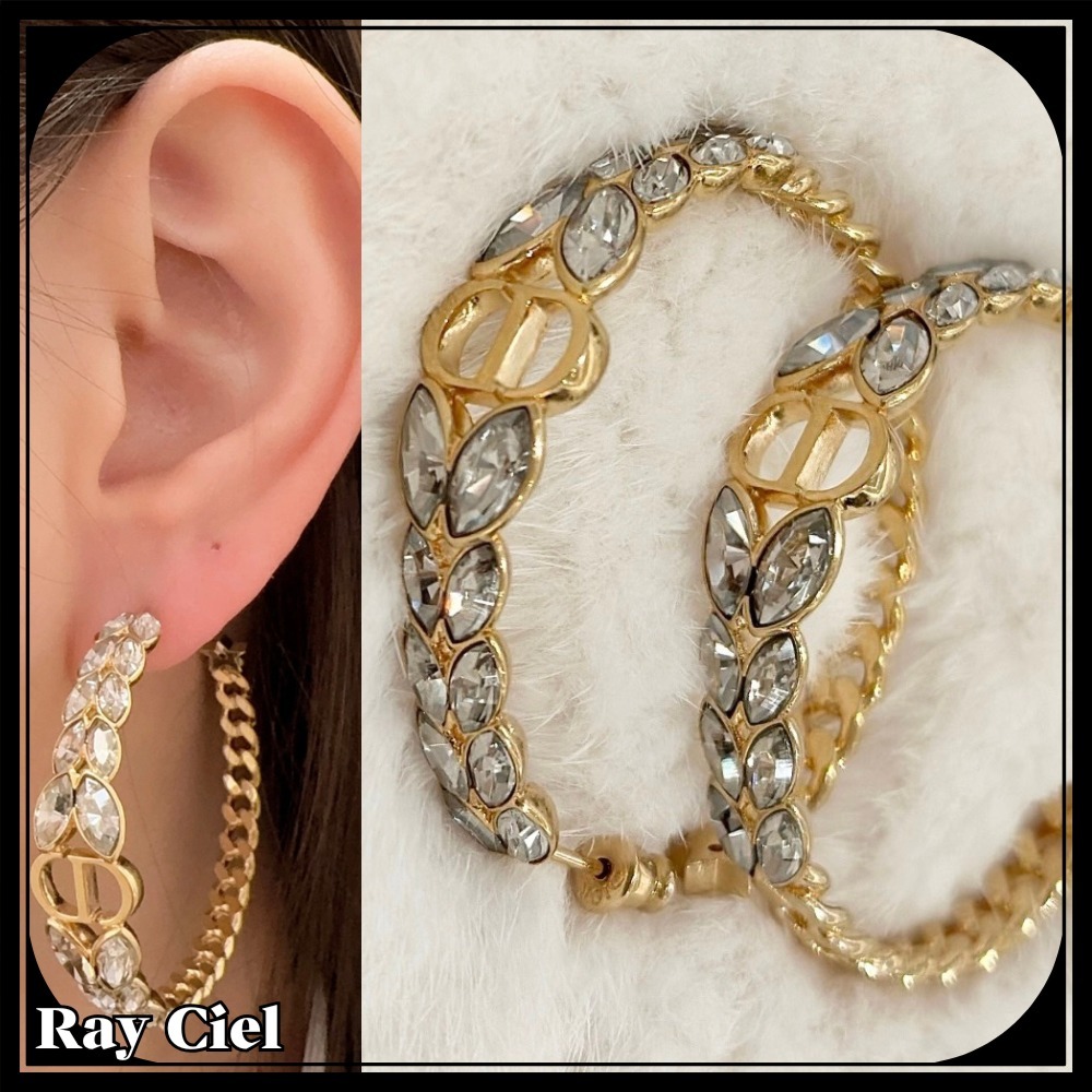 【主役級の存在感♡エレガントスタイル】DIOR ピアス
