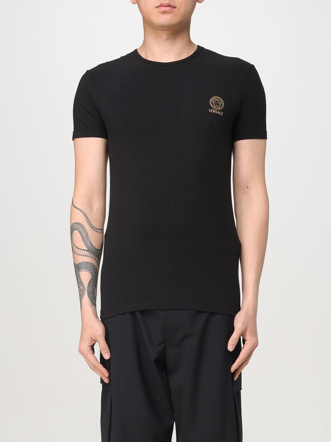Tシャツ・カットソー VERSACE Men T-shirt Black AU101931A10011 A1008