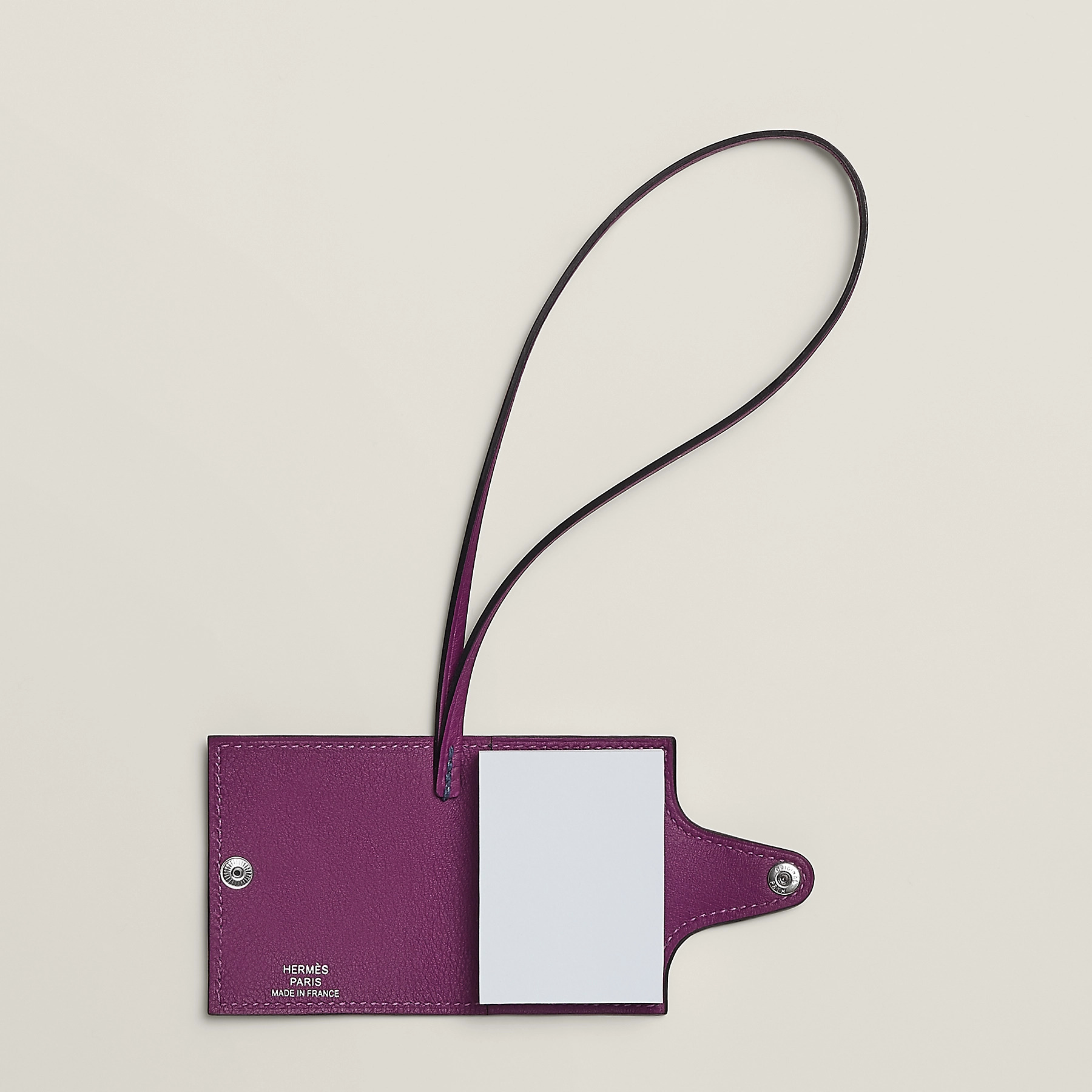 【日常に溶け込ませる】HERMES バッグチャーム《ユリス ナノ》