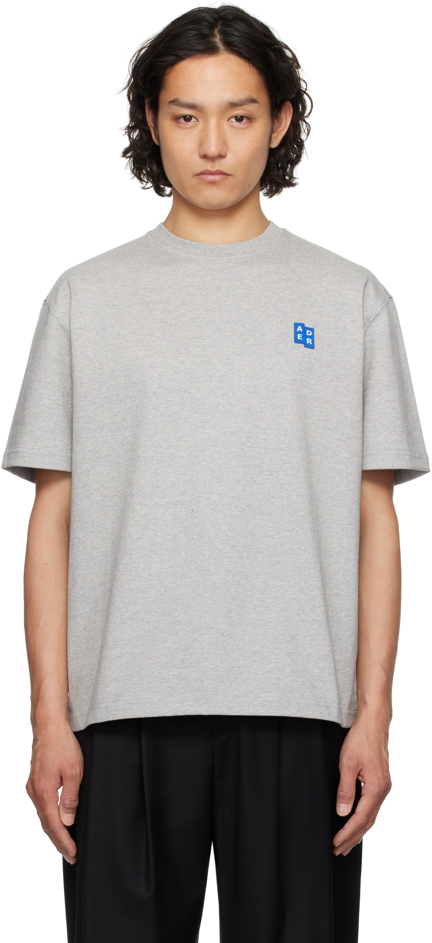 【関税込み】ADER error グレー Sig; TRS Tag 01 Tシャツ
