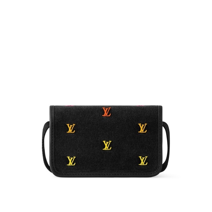 《LVロゴ》Louis Vuitton ボスフォール・ウェアラブルウォレット