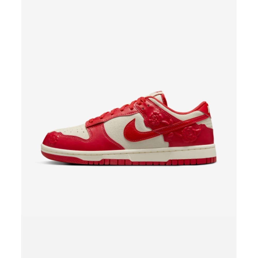 ★NIKE★ Dunk Low W Coconut Milk Pale Ivory Black University