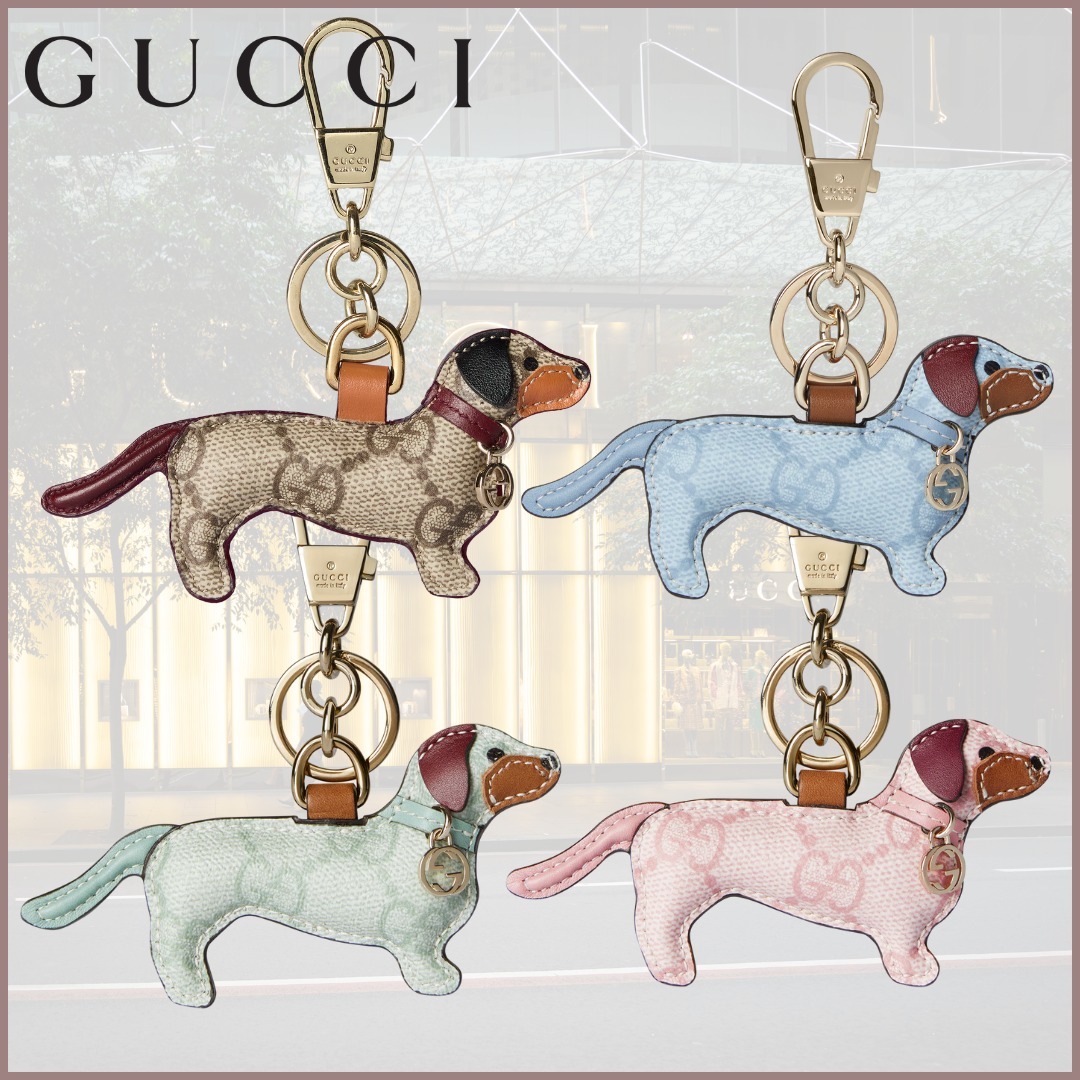 GUCCI ドッグ シェイプ バッグ チャーム 25SS 国内発送