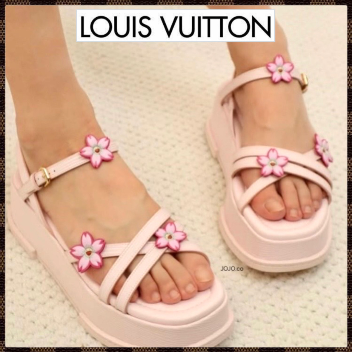 《春の季節にぴったりなデザイン☆》Louis Vuitton厚底サンダル