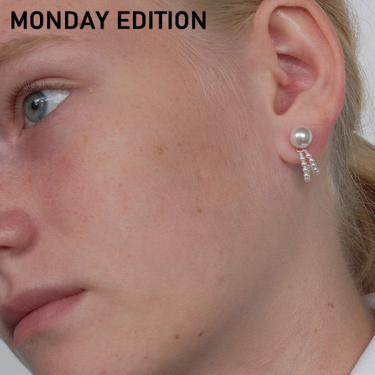 [MONDAY EDITION] moonlit loops pearl earrings ピアス