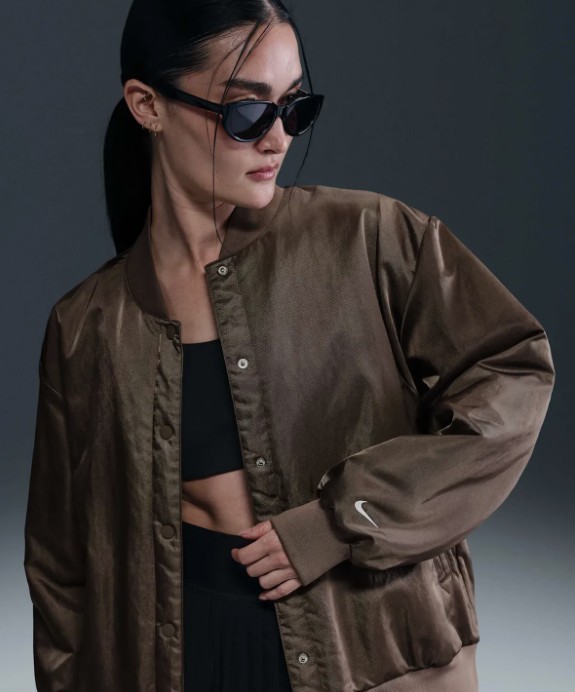 韓国人気 [NIKE] オーバーサイズ ロゴ ナイロン ブルゾン