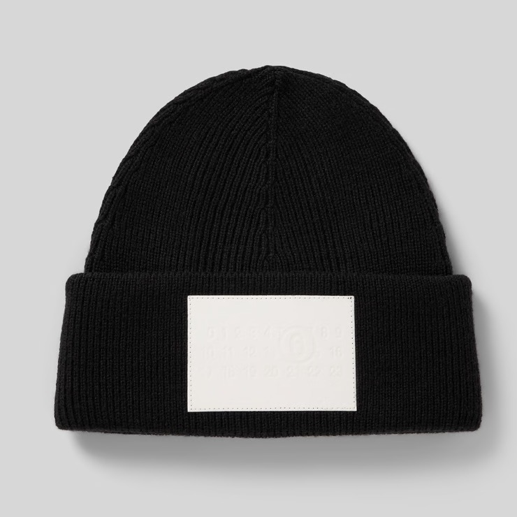“Maison Margiela” MM6 Numeric ロゴ ニットビーニー