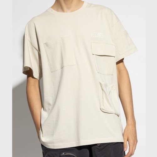 “Maison Margiela”MM6 ロゴ×ポケット コットンTシャツ