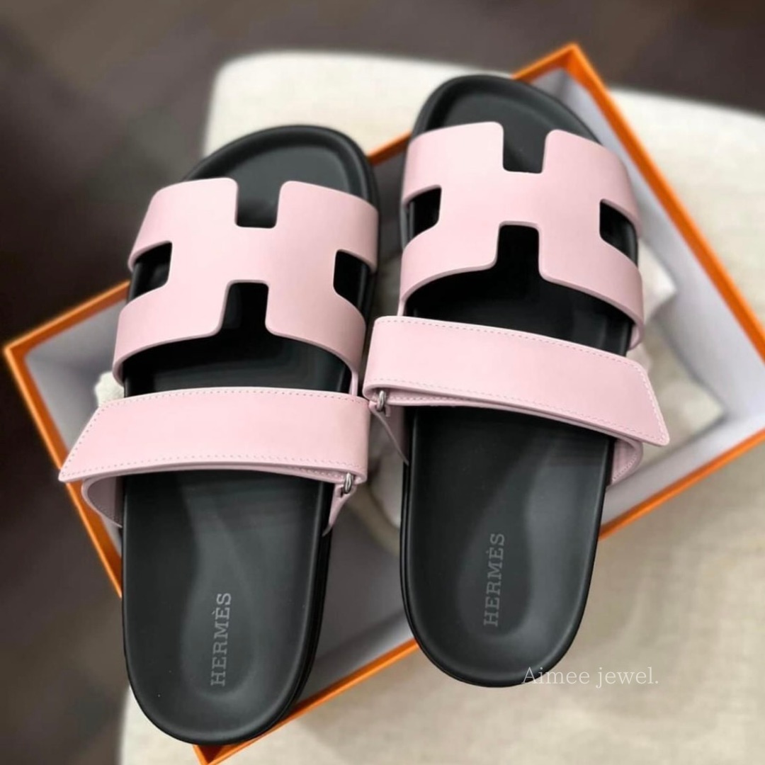 ＊大人カジュアル＊【HERMES】エルメス《Chypre》サンダル