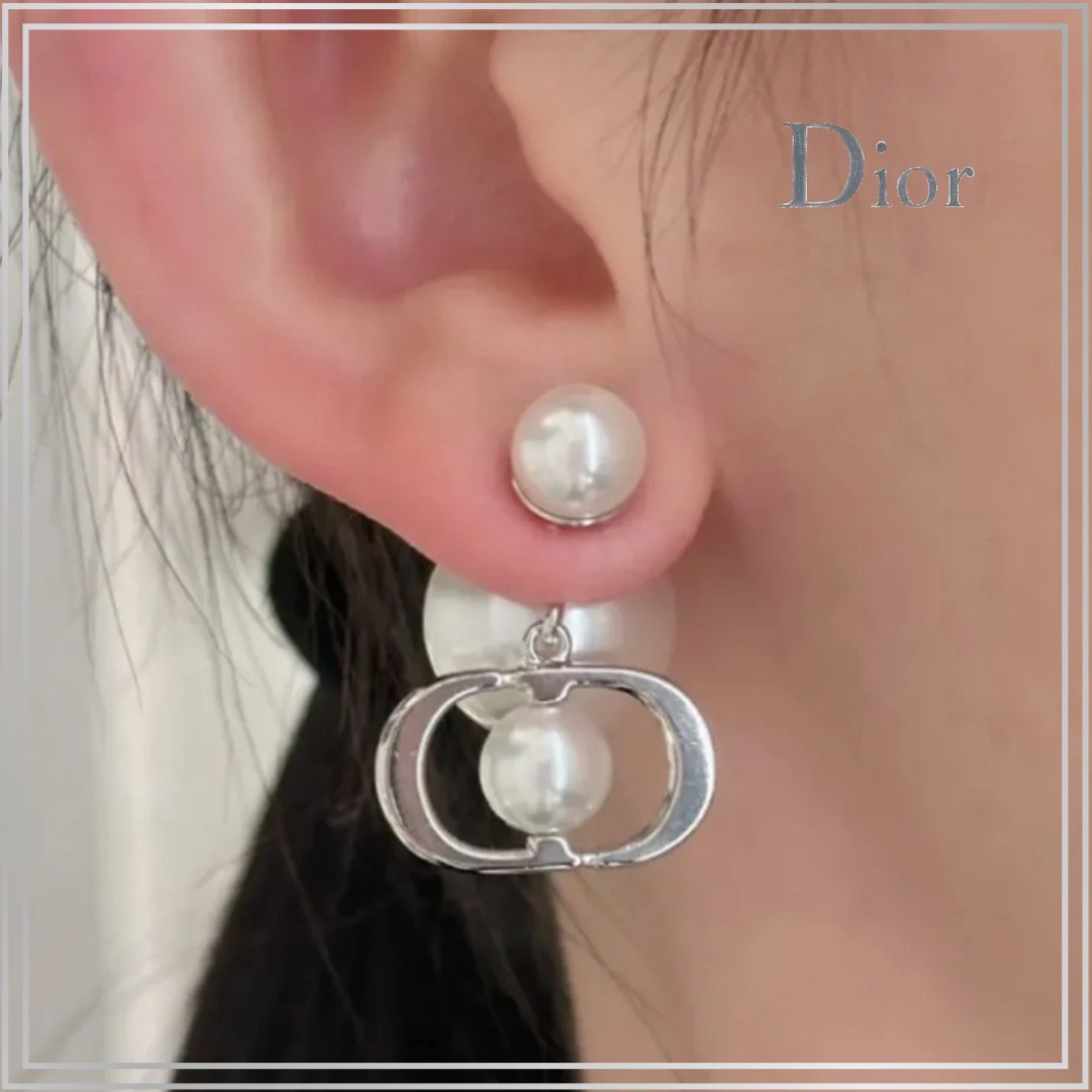 【幅広く使える】◆Dior◆ピアス