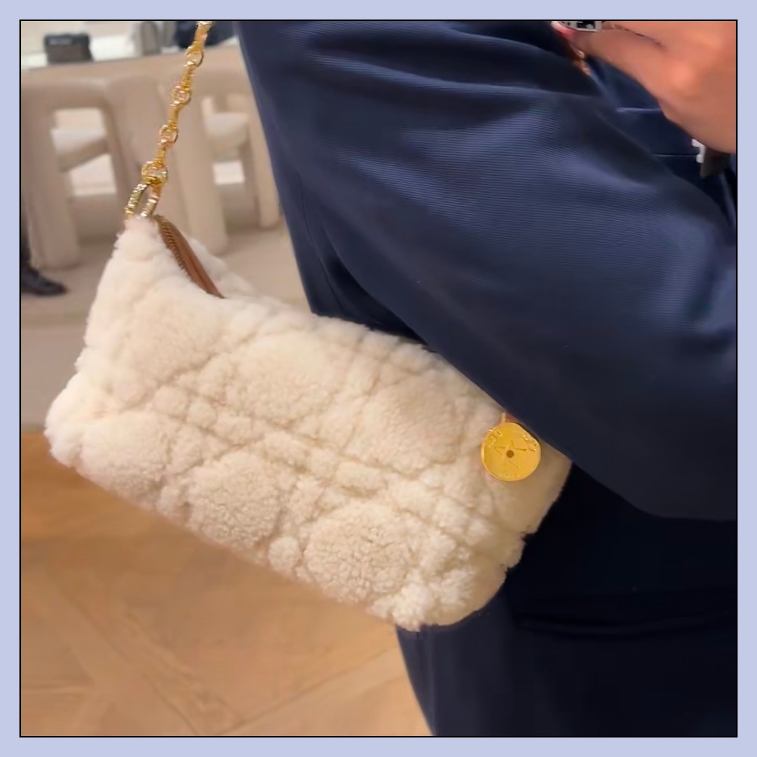 【おしゃれが輝く】Dior★Diorstar ホーボーバッグ エクリュ
