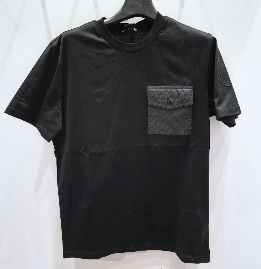【MONCLER】23SS  モノグラムロゴポケット Tシャツ
