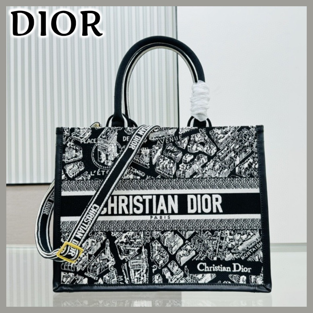 【ちょうどいいサイズ感☆】Dior Book Tote バッグ ミディアム