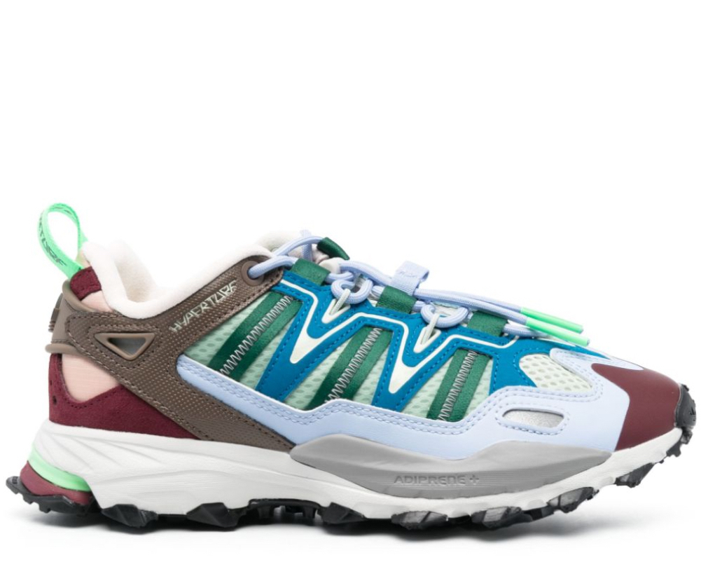 adidasアディダスHyperturf Adventure Sneakersスニーカー