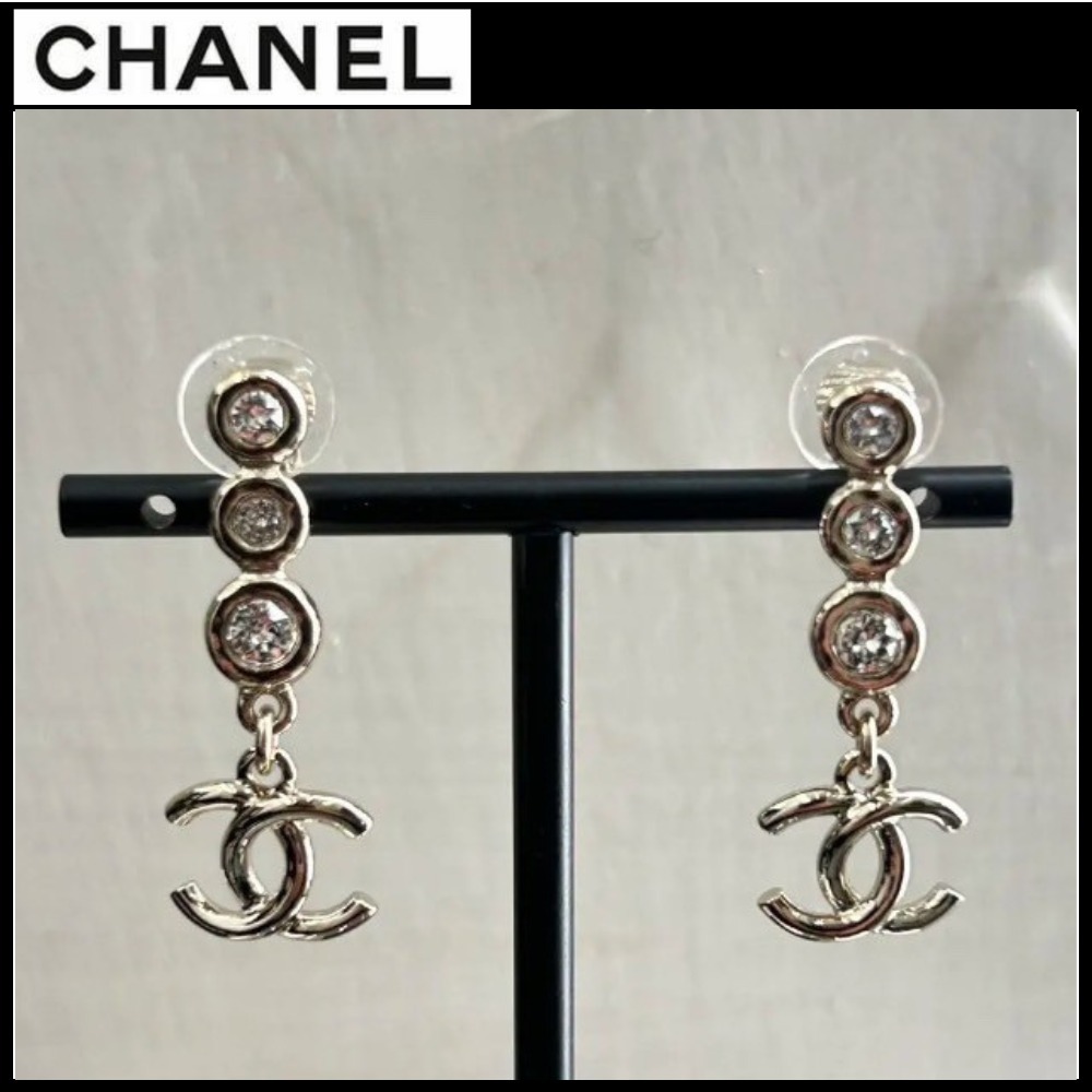 揺れて輝く☆魅せるエレガンス【CHANEL】ピアス