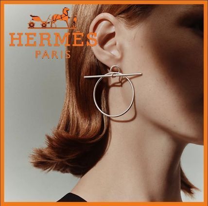 シンプル上品でどんなコーデにも【HERMES】Loop ループ ピアス