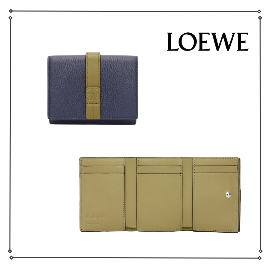 LOEWE ソフトグレインカーフスキン 三つ折り財布