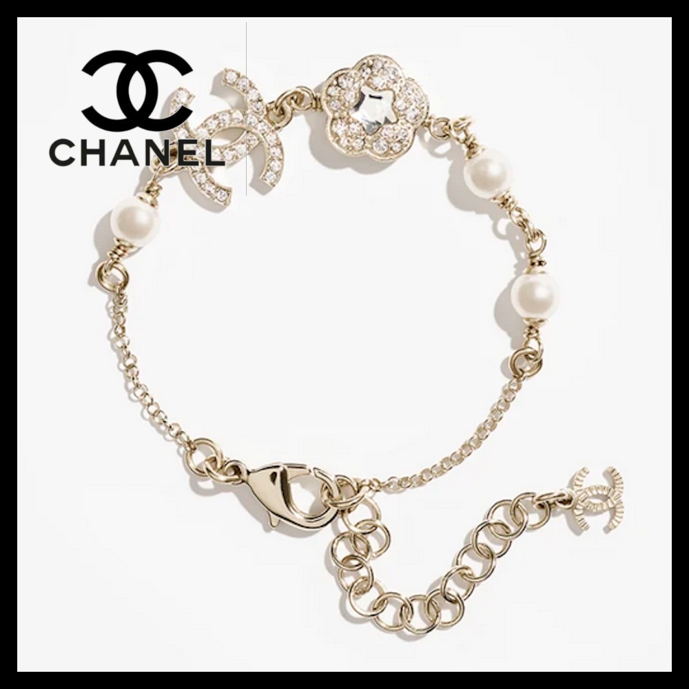 【揺れるロゴが可愛い♪】CHANEL 25ss ブレスレット