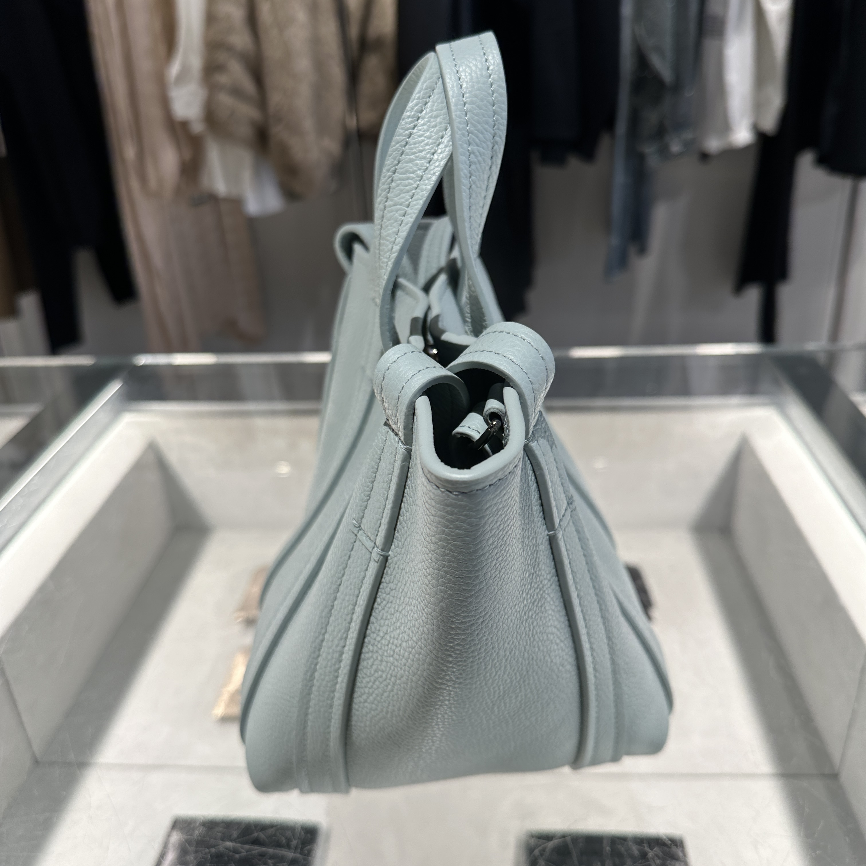 【VIPセール】BALENCIAGA EVERYDAY CAM バッグ VIPセール】BALENCIAGA EVERYDAY 2.0 SHOUL バッグ 672793