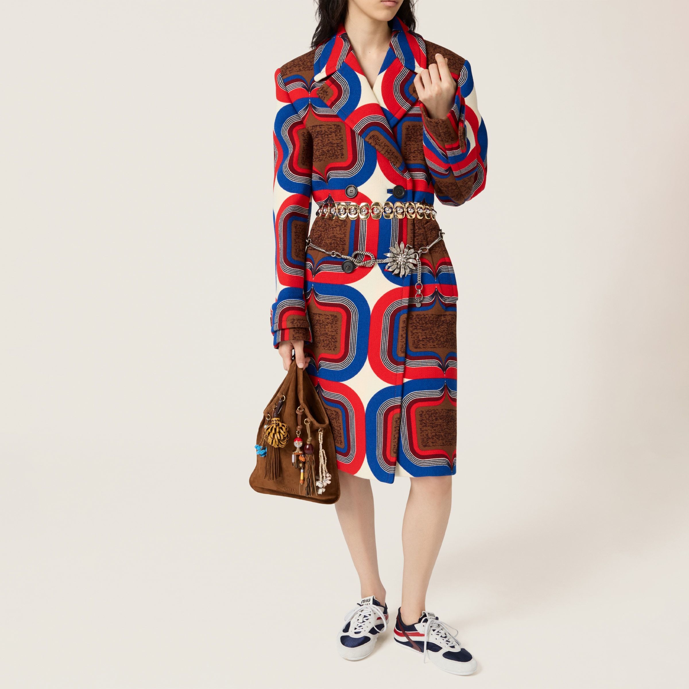 《ランウェイの逸品》【MIUMIU】トリック付きスエードバッグ