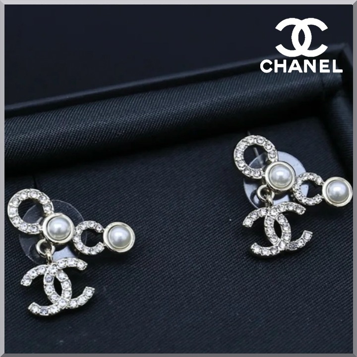 《COCOマークが可愛いすぎる♡》CHANEL シャネル ピアス