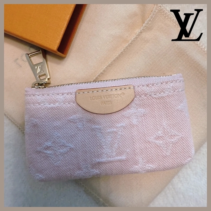 《LVロゴ》Louis Vuitton キー・ポーチ