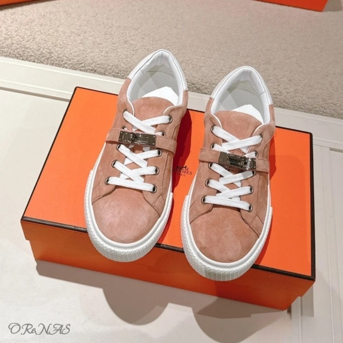 【上品でお洒落♪】HERMES スニーカー 《デイ》
