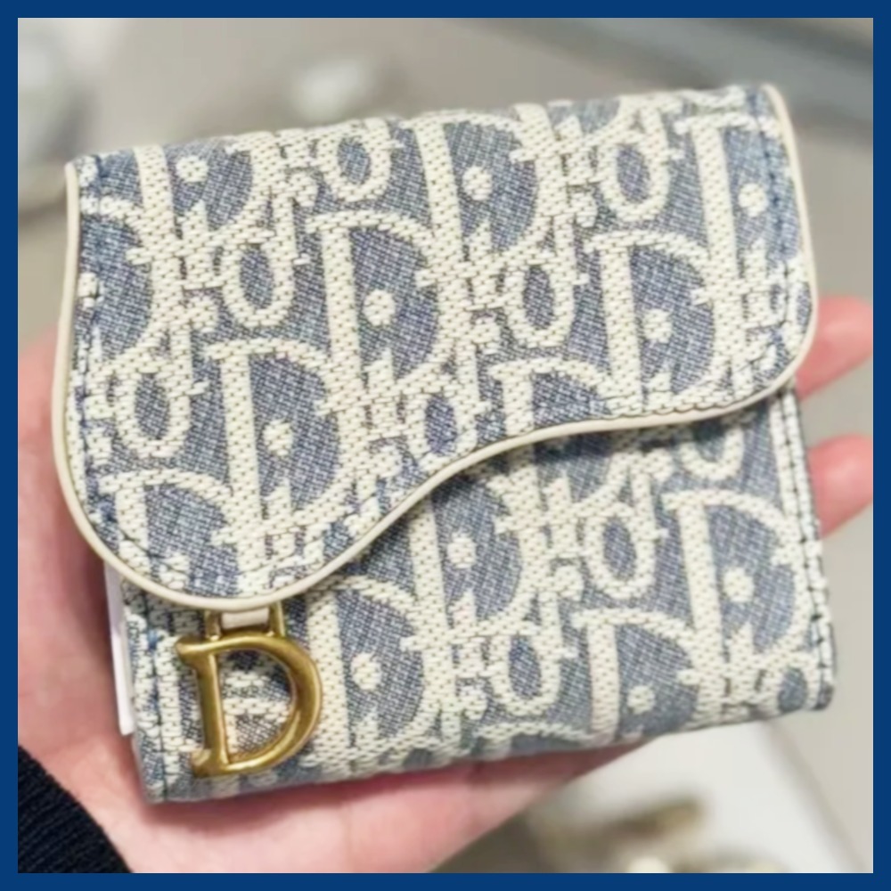 【周りと差がつく♪】DIOR Saddle Lotus ウォレット
