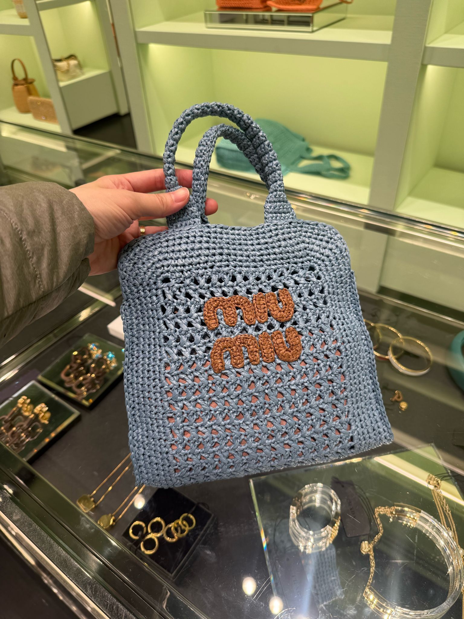 VIPセール【MiuMiu】クロシェ トートバッグ 5BA283 2DO1 F03RA