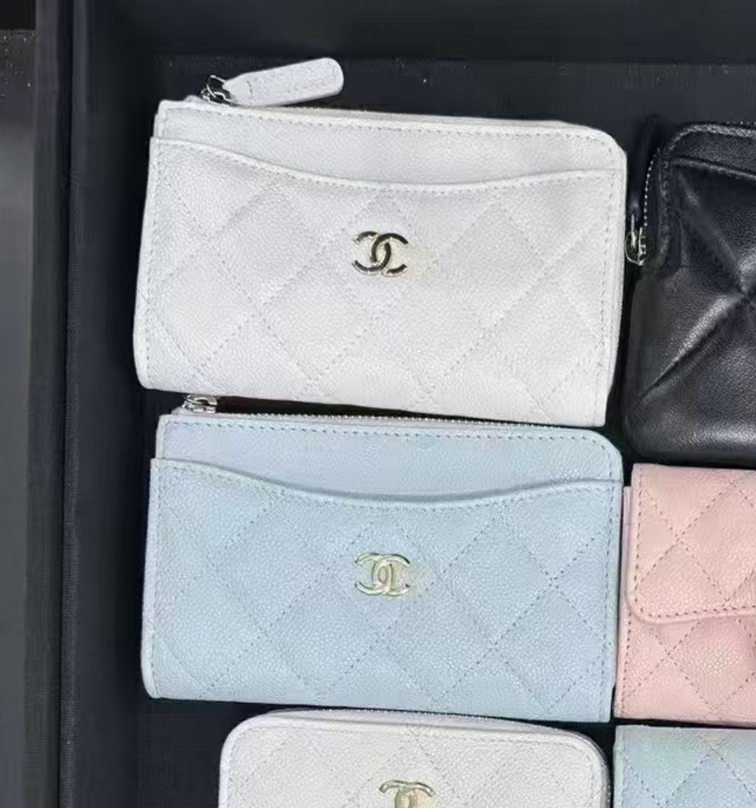 大人気♡上品カラー【CHANEL】フラグメントケース ミニ財布