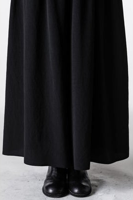 常田大希愛用《Yohji Yamamoto》スカート風ギャザーパンツ