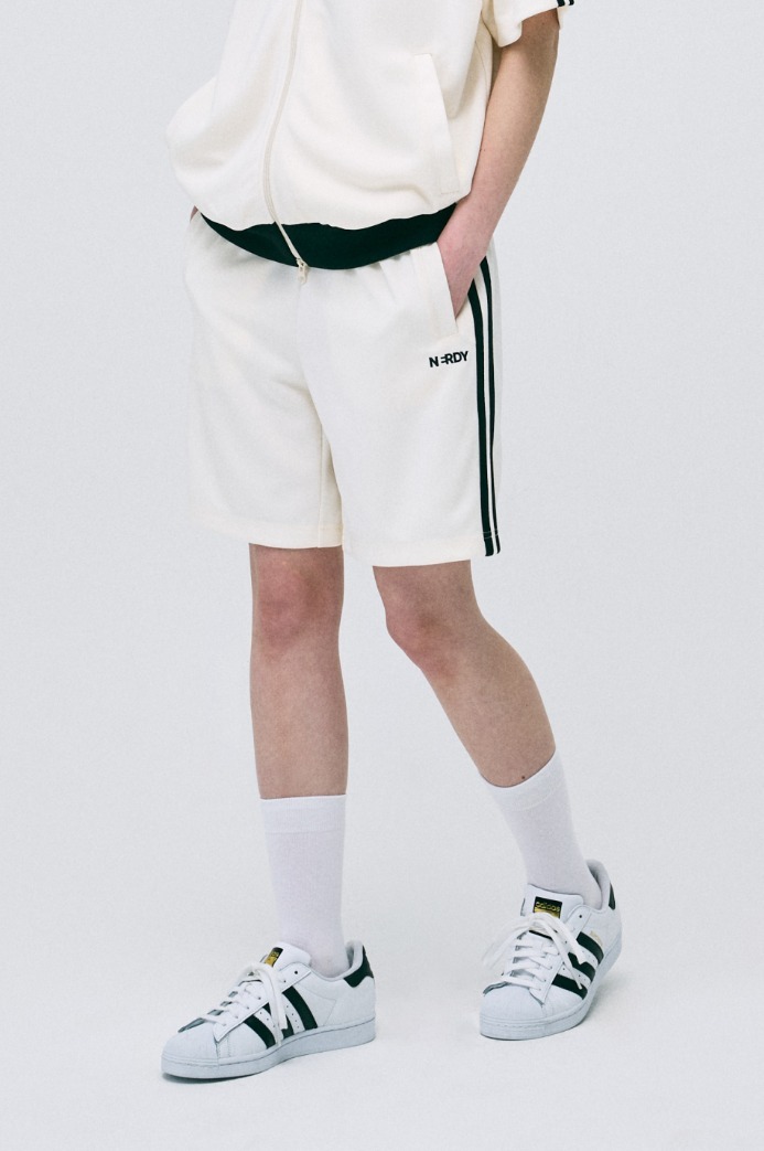 [ NERDY ]★25SS★韓国人気★CLASSIC NY TRACK HALF PANTS NERDY ]☆25SS☆韓国人気☆CLASSIC NY TRACK HALF PANTS