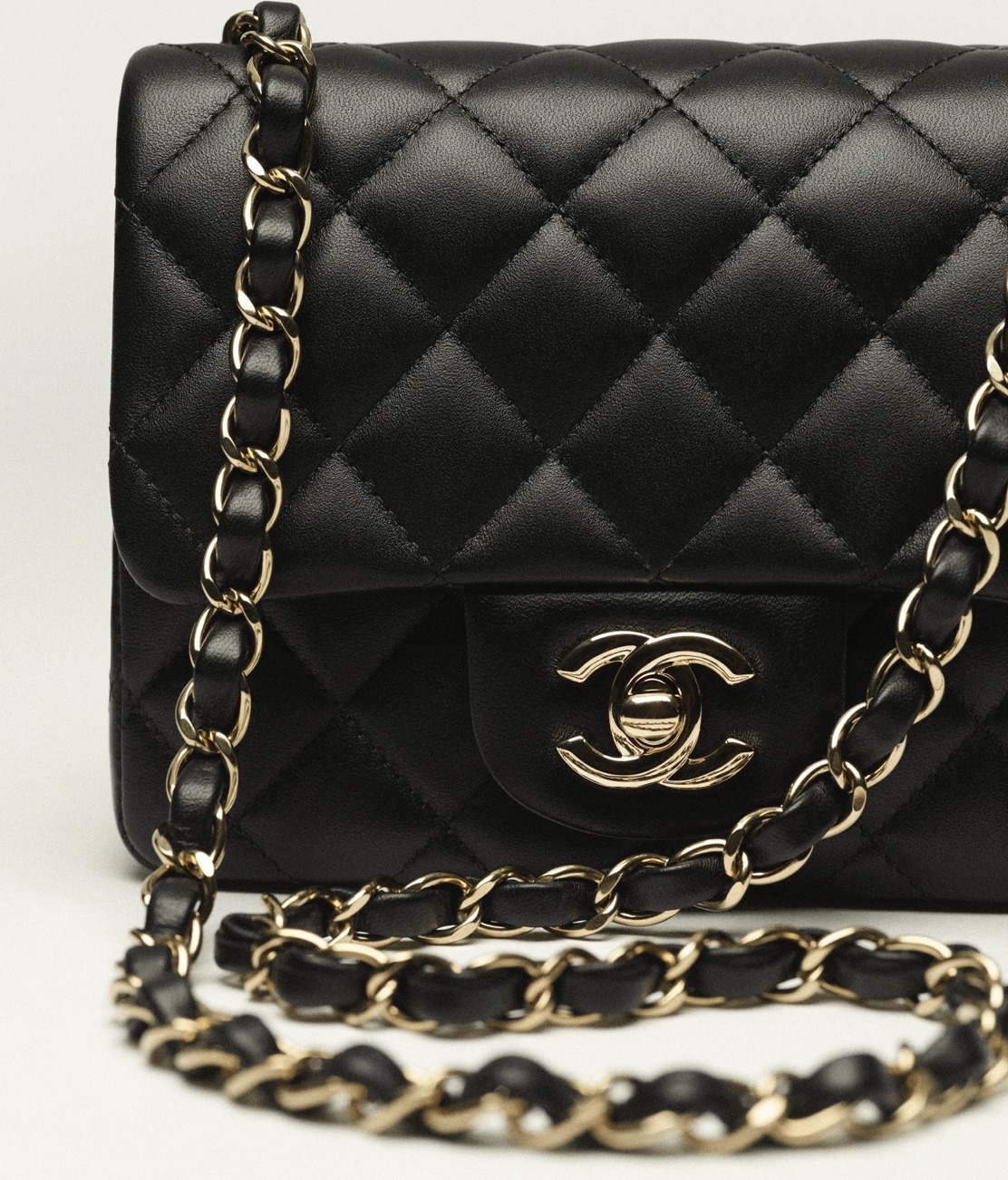 25SS【CHANEL】ミニ クラシック ハンドバッグ〈入手困難〉 25SS【CHANEL】ミニ クラシック ハンドバッグ〈入手困難〉
