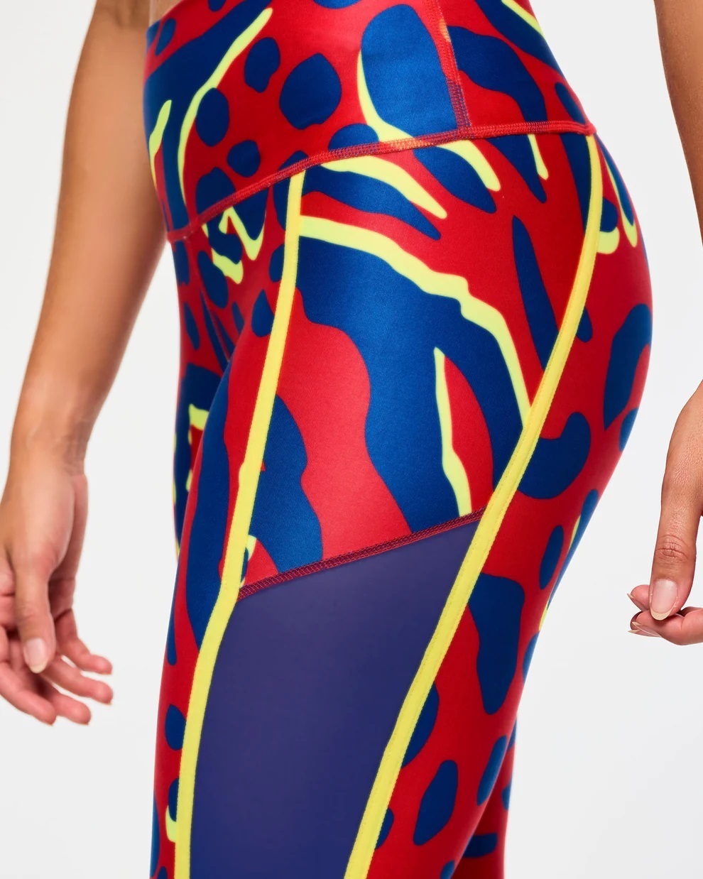 新作♪ズンバ Victory High Waisted Ankle Leggings -Red/Blue