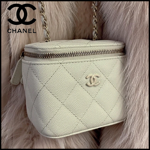 ★上品★【CHANEL】チェーン付き スモール ヴァニティケース