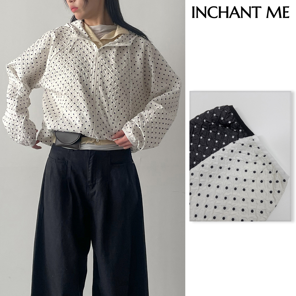【INCHANT ME】Embossed Dot Hooded Jumper
